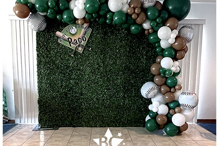 Organic Balloons & Backdrops Rentals