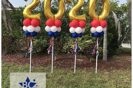 Outdoor Balloon Decor & Yard Signs